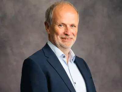 Dave Grealis No Tie